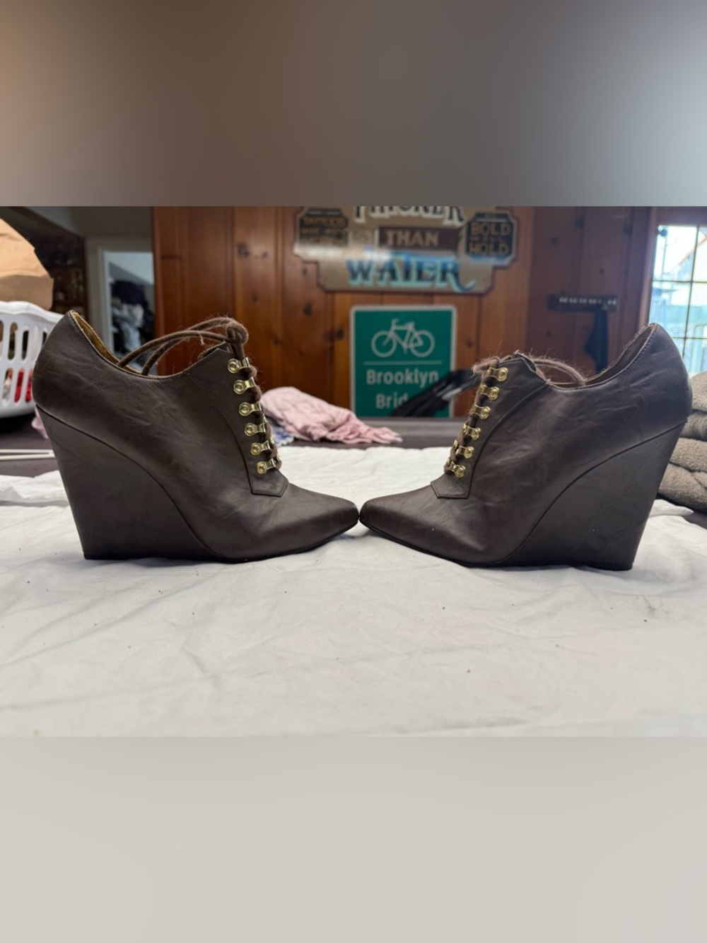 Christian Soriano Women's Brown Wedge Lace-Up Ankle Shoes